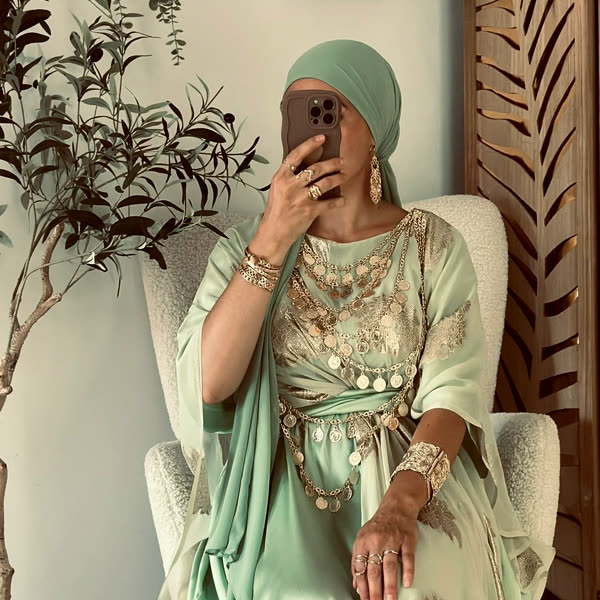 Takchita portée, publiée sur Instagram